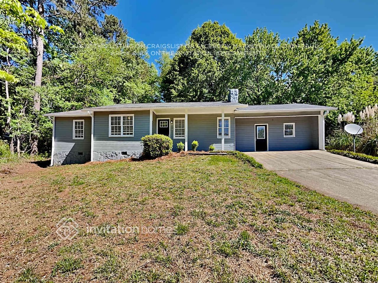 8594 Autumn Leaf Dr
