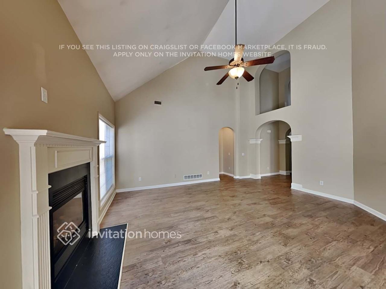 467 Greyhawk Way - Photo 4 of 18