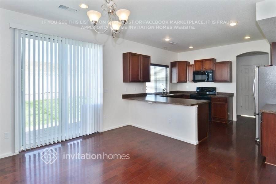 20621 Randolph Pl - Photo 6 of 21