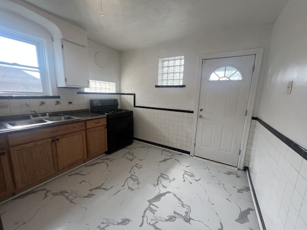 8955 Mayfield Ct #1 - Photo 4 of 10