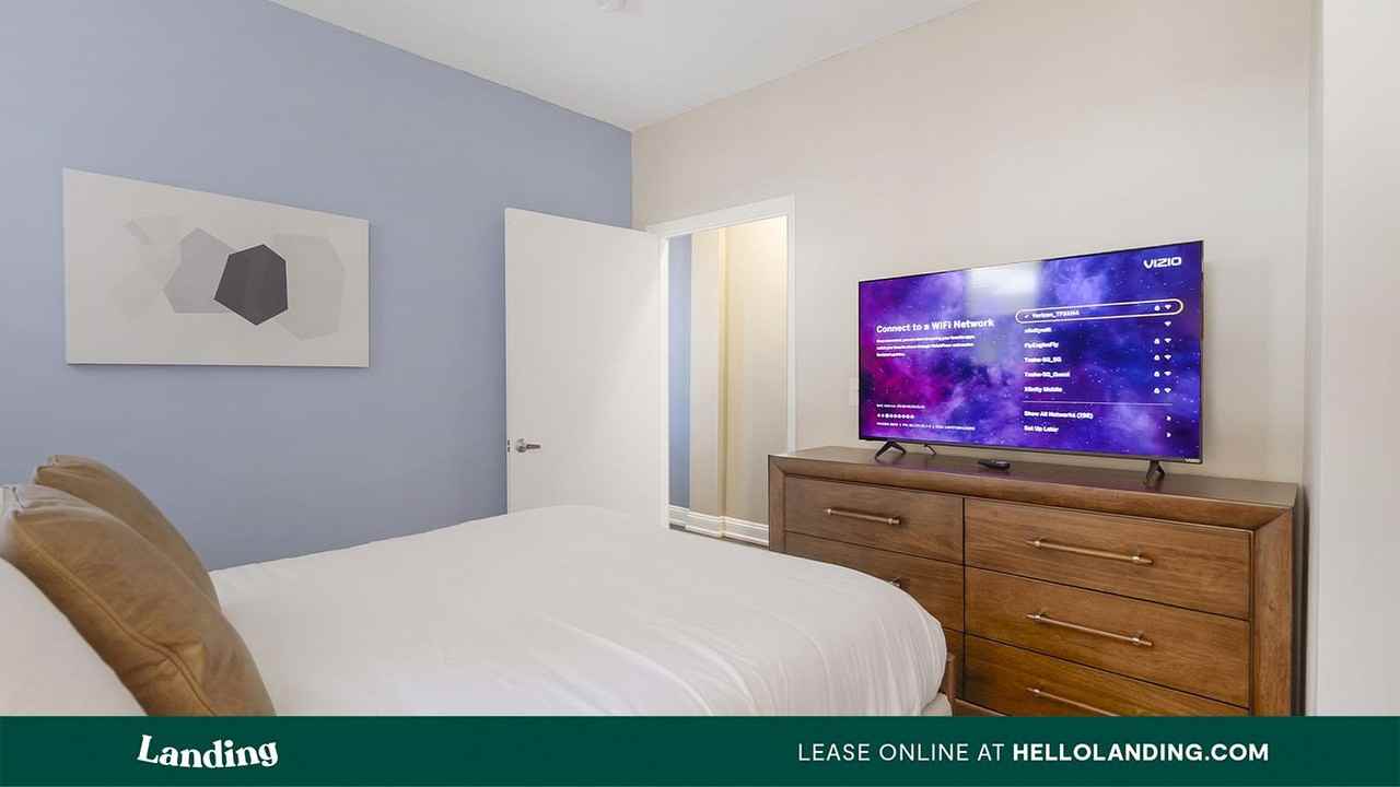 152 Temple Street - Photo 3 of 50
