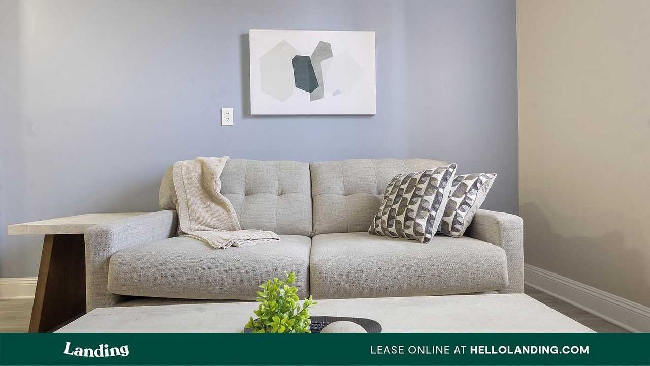 152 Temple Street - Photo 2 of 41