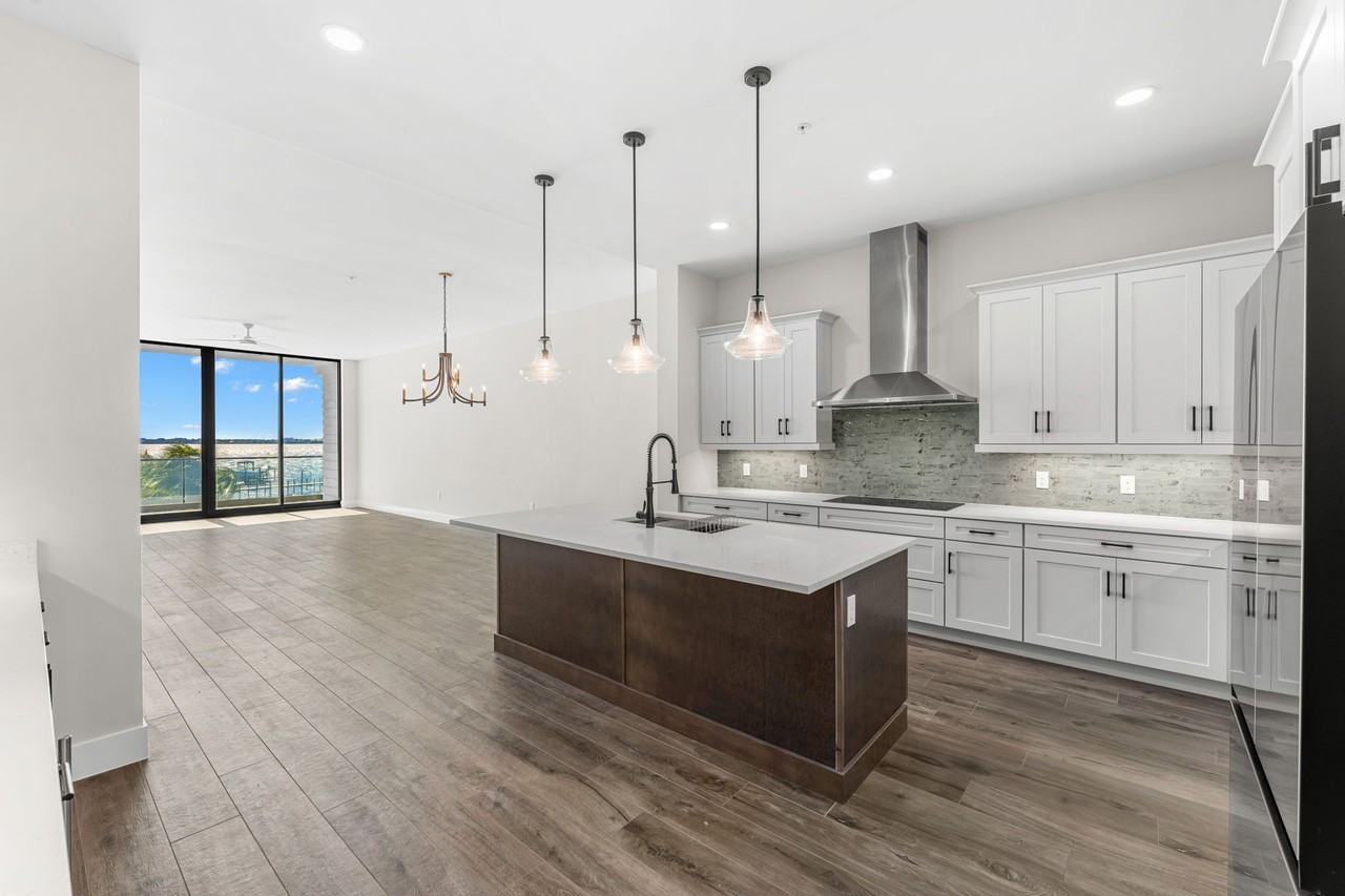 225 Strand Drive #303 - Photo 6 of 40