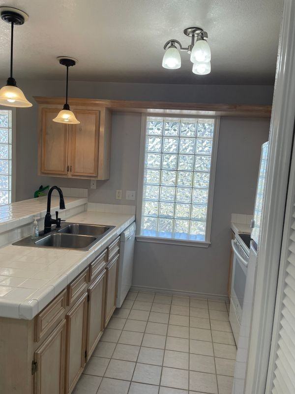 108 E Jupiter Ln ##1 - Photo 3 of 16