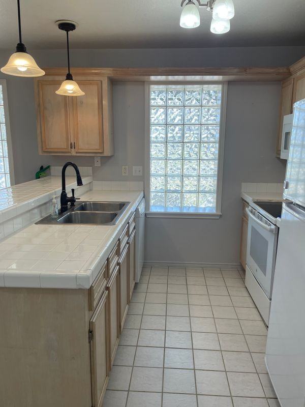 108 E Jupiter Ln ##1 - Photo 4 of 16