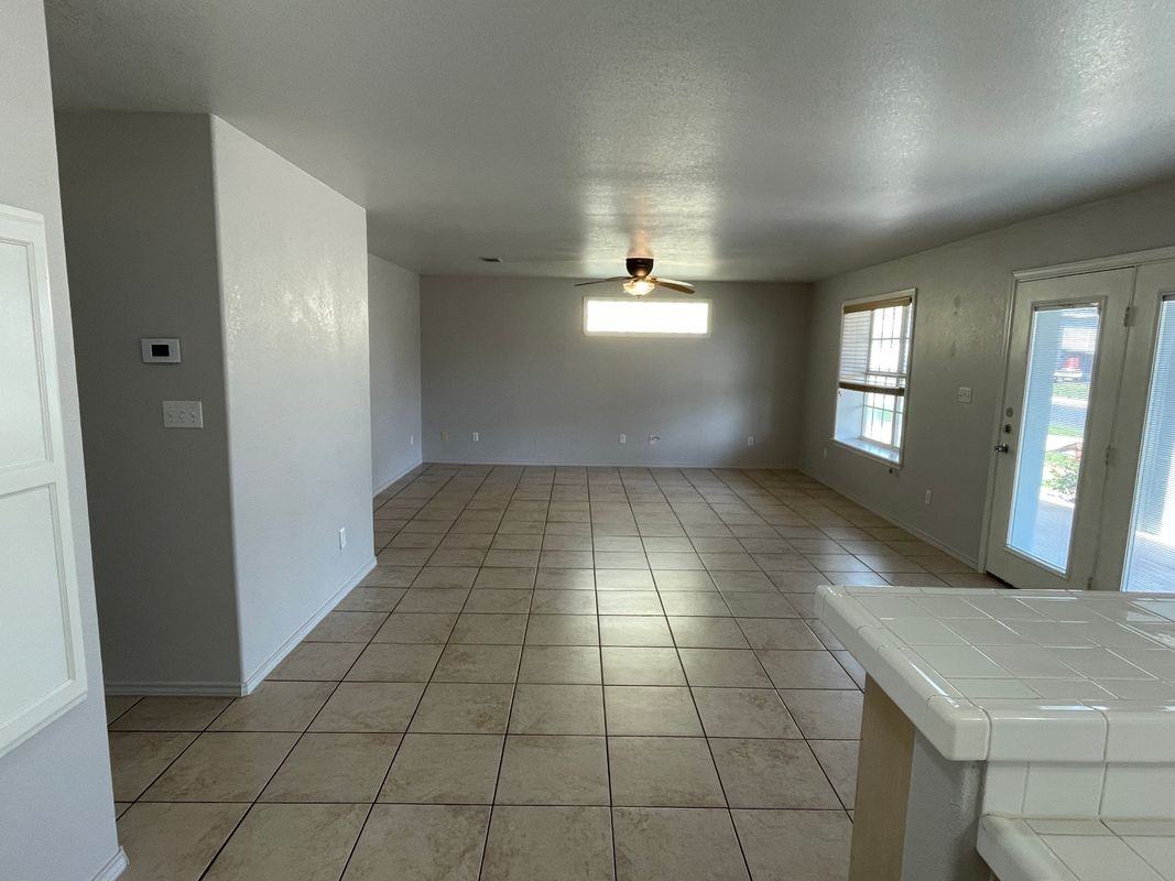 108 E Jupiter Ln ##1 - Photo 7 of 16