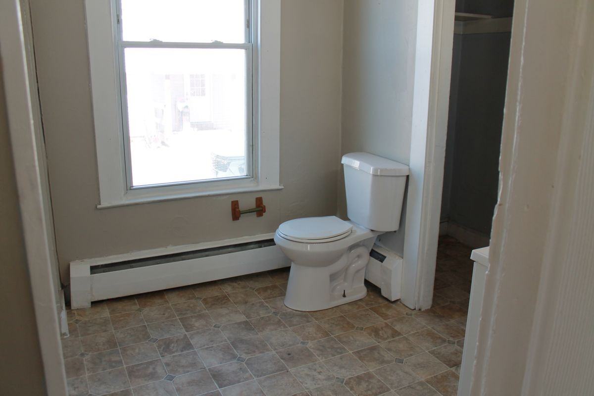 20 Bellevue St - Photo 3 of 26