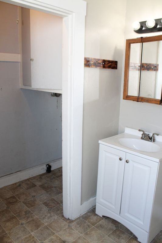 20 Bellevue St - Photo 4 of 26