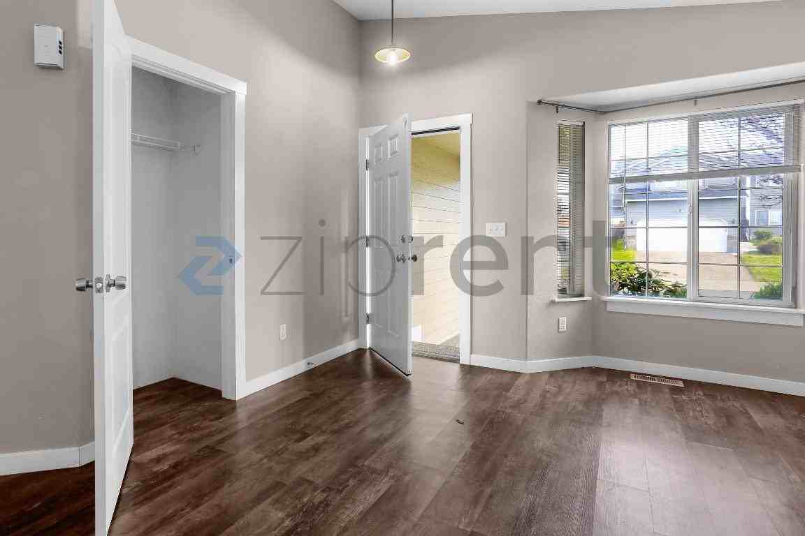 1120 S 90th Street Ct - Photo 4 of 18