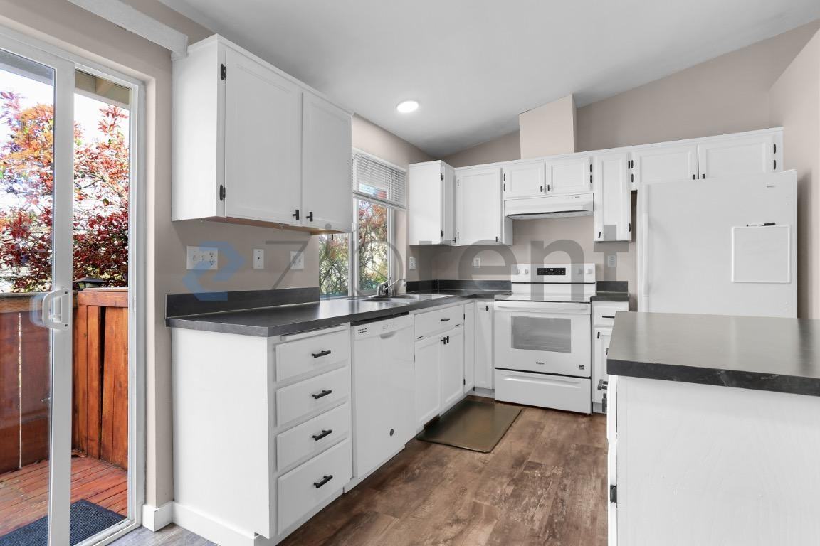 1120 S 90th Street Ct - Photo 6 of 18