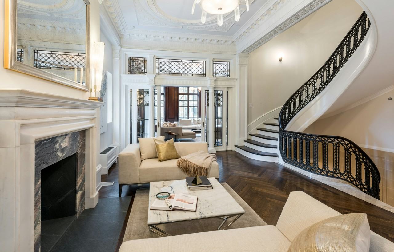 15 W 68th St - Photo 2 of 8