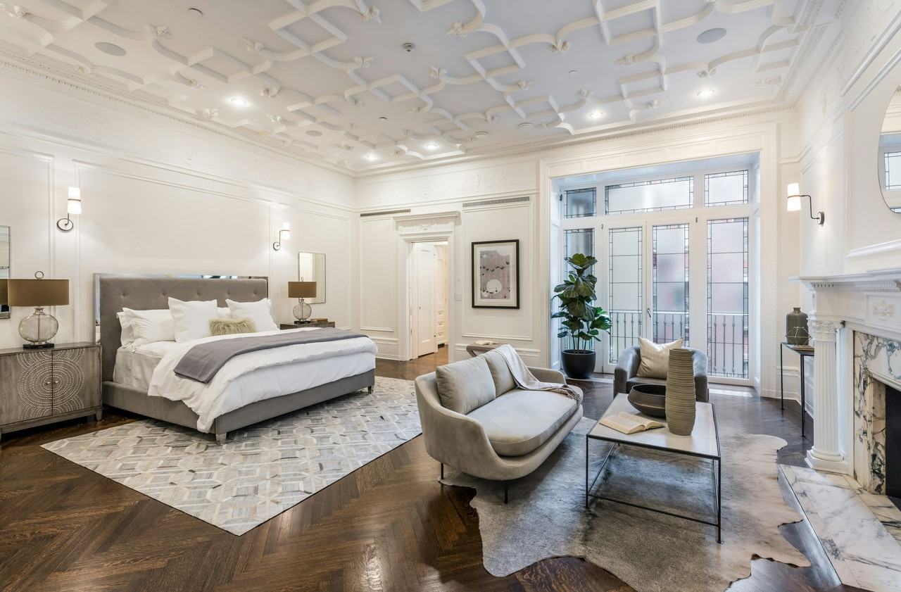 15 W 68th St - Photo 5 of 8