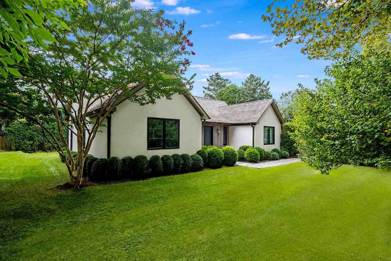 65 Mill Hill Ln - Photo 4 of 18