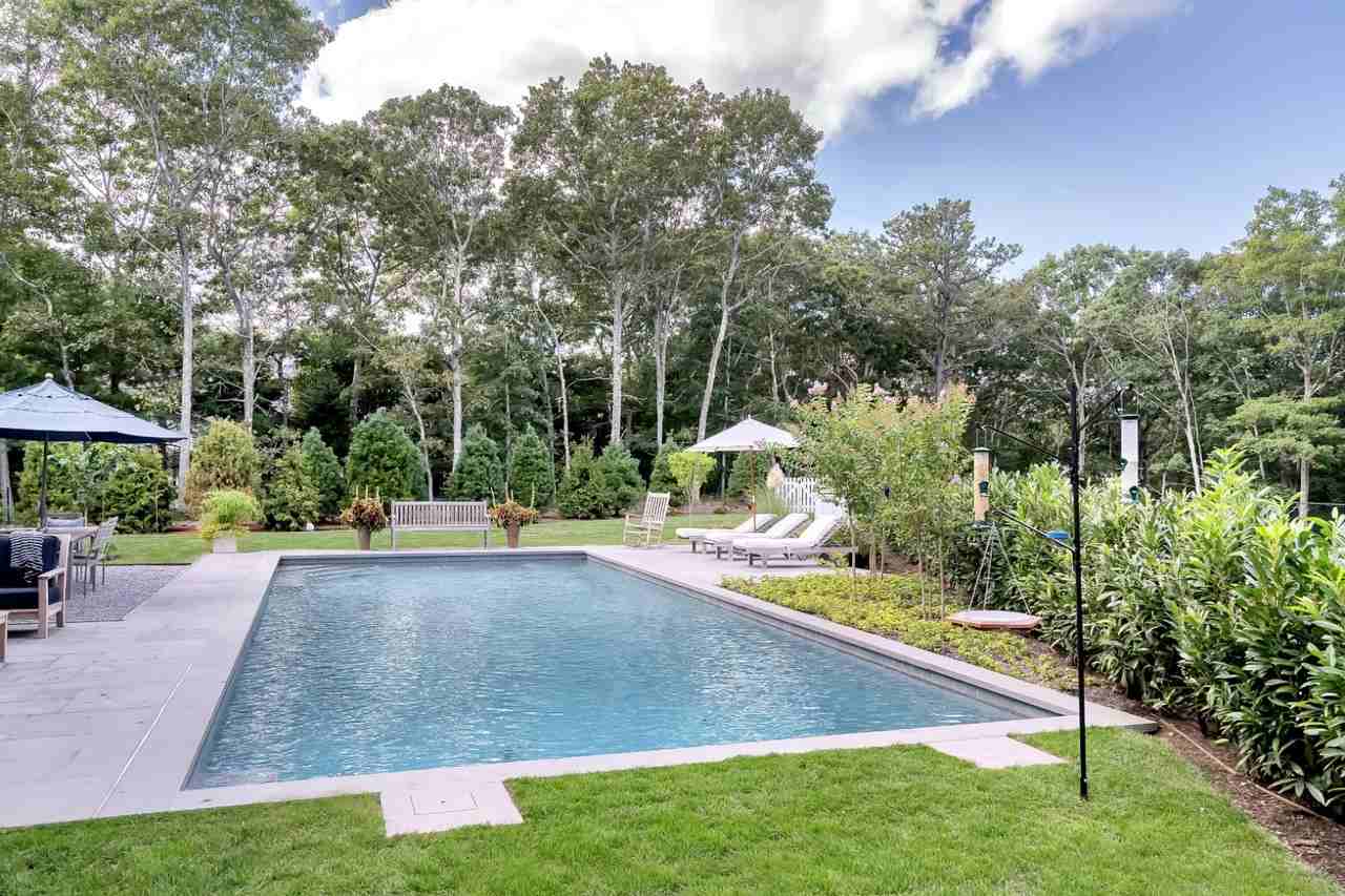 171 Springy Banks Rd - Photo 5 of 30