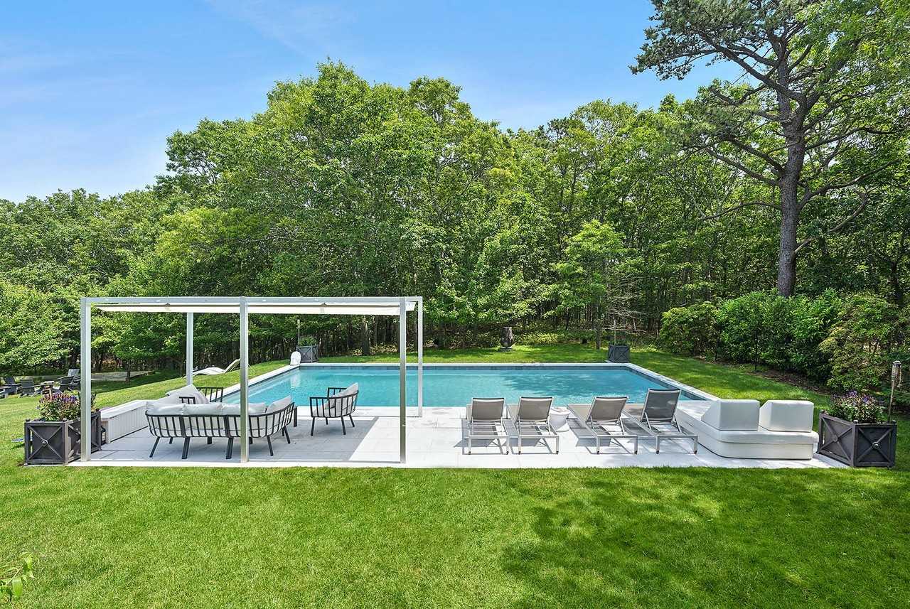 858 Old Sag Harbor Rd - Photo 2 of 30