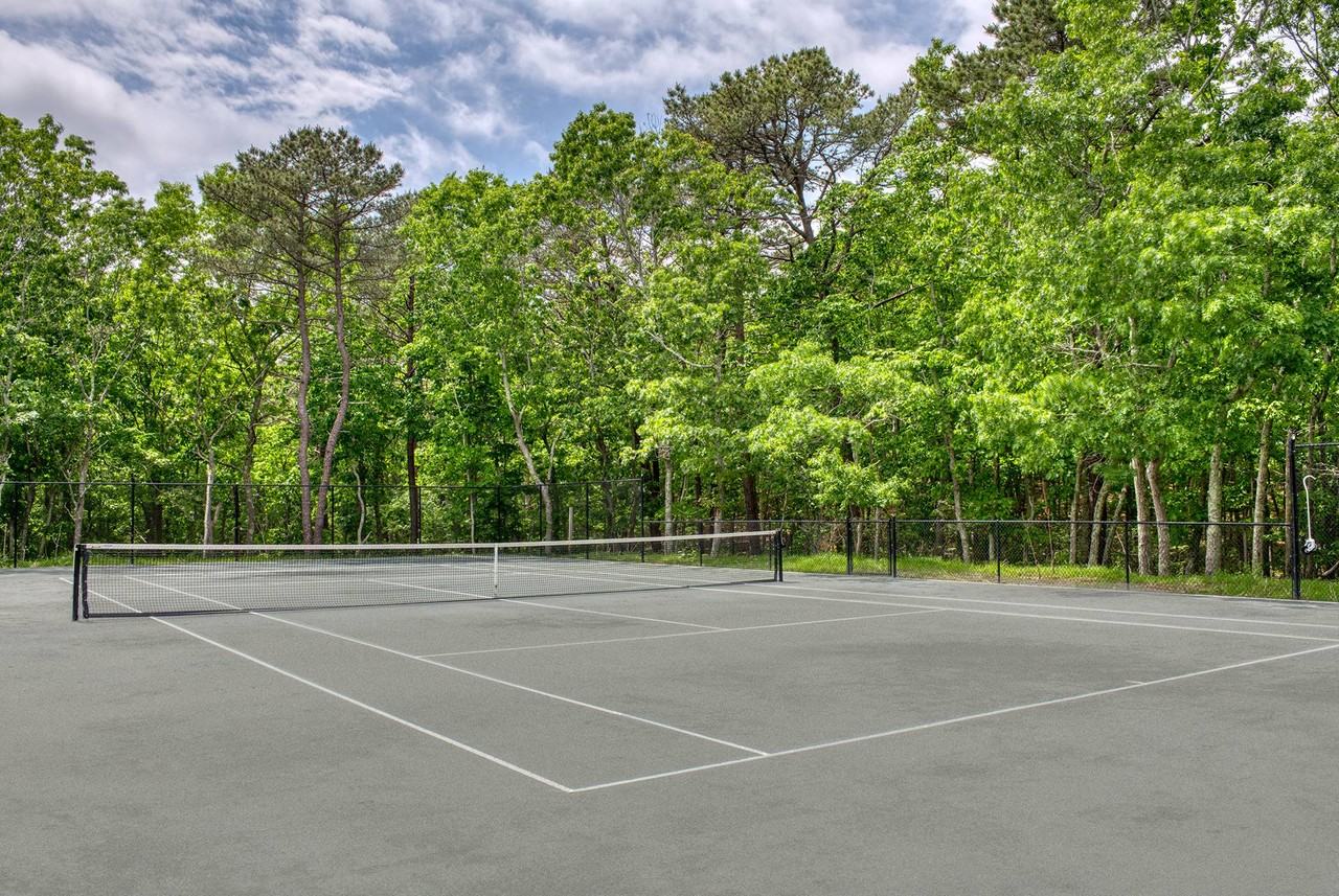 858 Old Sag Harbor Rd - Photo 4 of 30