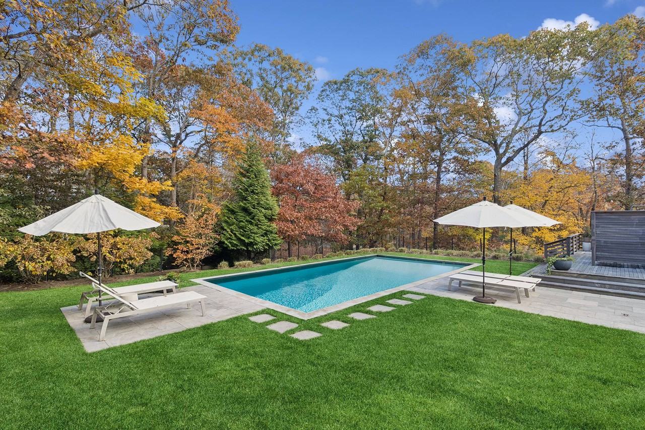 27 Landfall Rd - Photo 2 of 30