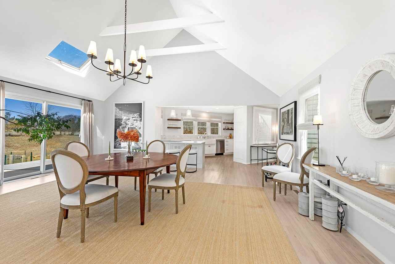 PONY RAMBLE - Photo 5 of 25