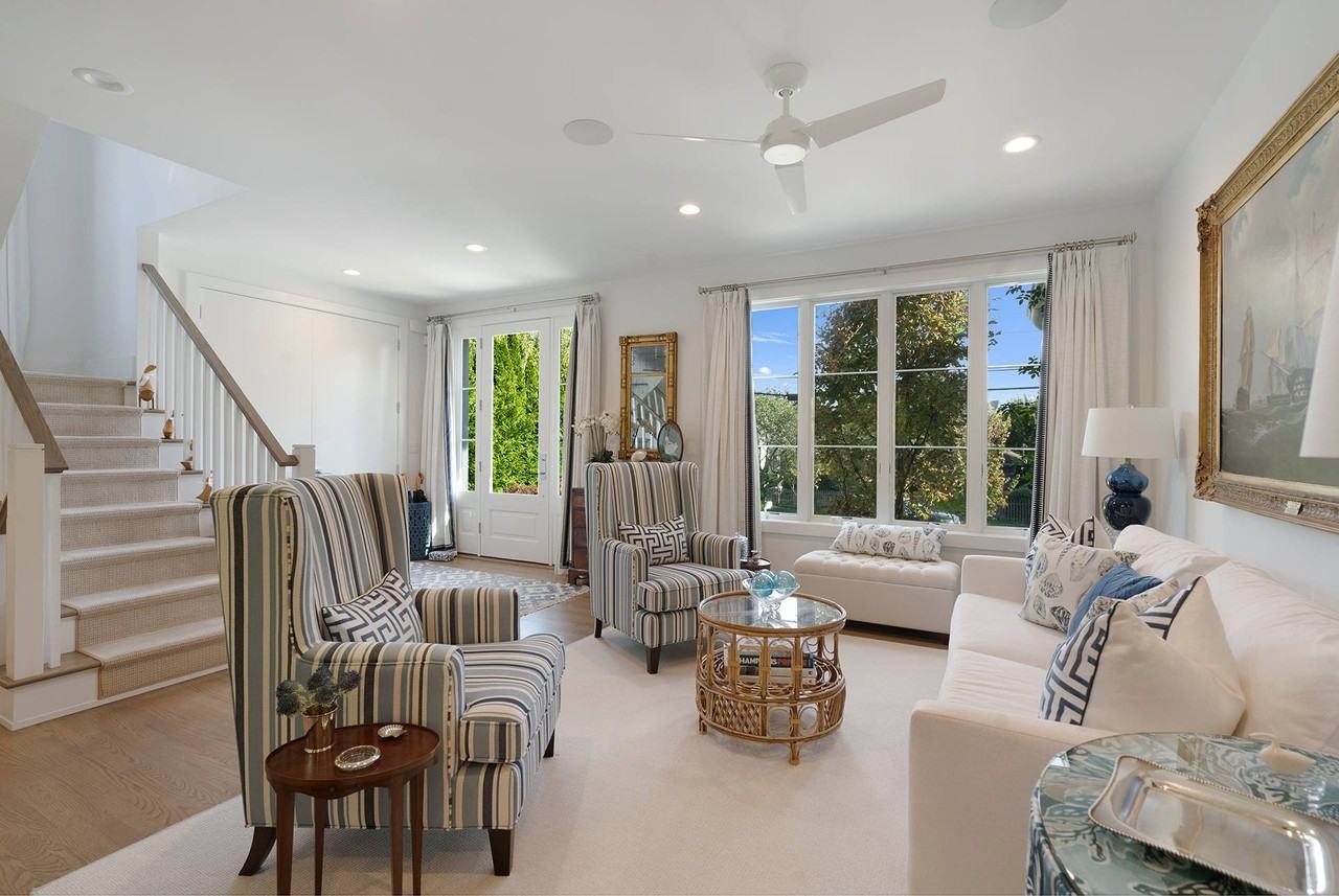 63 Middle Pond Rd - Photo 6 of 30