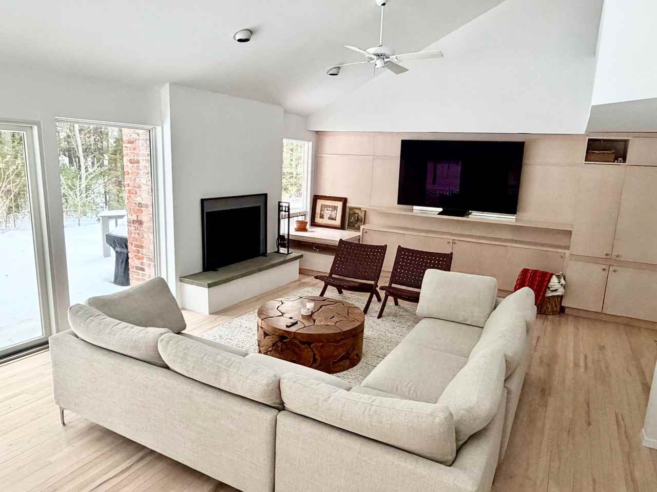 33 Oak Hill Ln - Photo 6 of 19