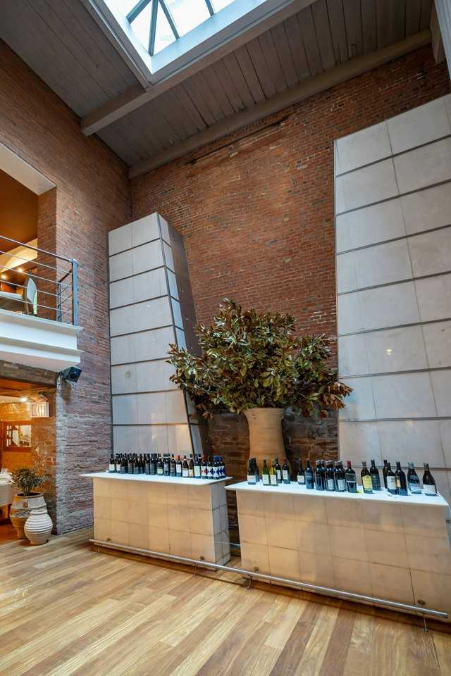 179 Franklin St - Photo 4 of 6