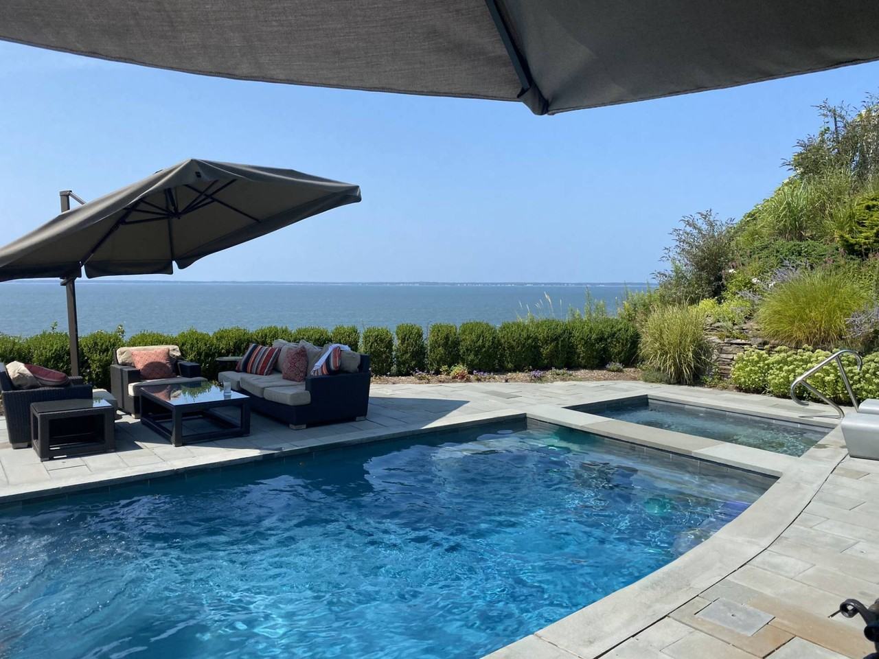 1 Bay Bluff Way - Photo 5 of 22