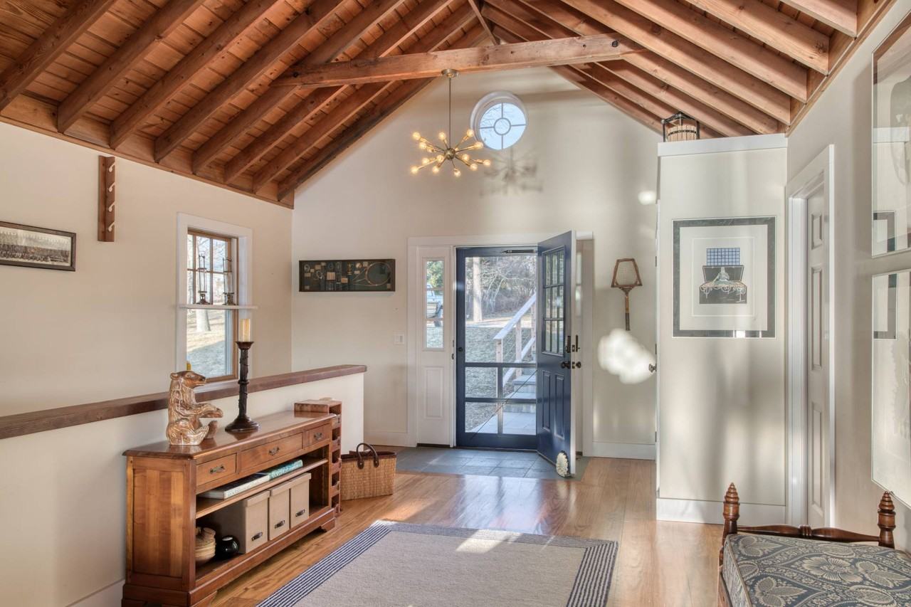 24 S Midway Rd - Photo 4 of 30