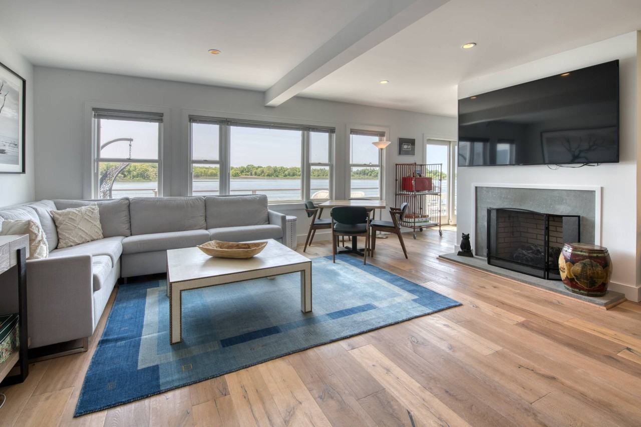 71 Cedar Point Ln - Photo 4 of 15