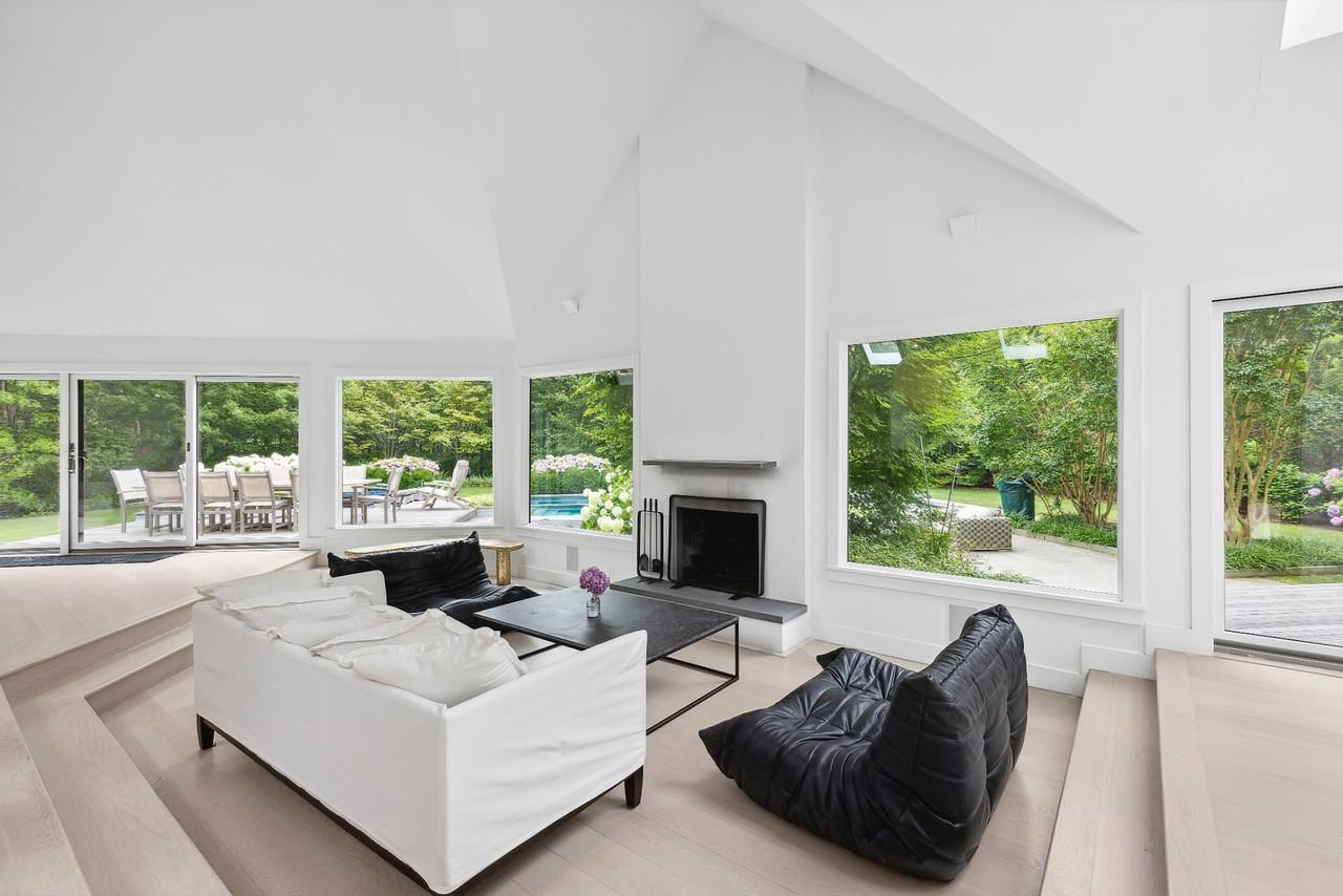 59 S Breeze Dr - Photo 3 of 16