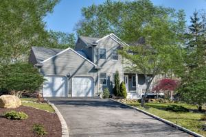 featured image of 66 Knoll Rd