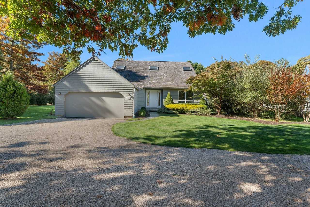 45 Huckleberry Ln - Photo 3 of 22