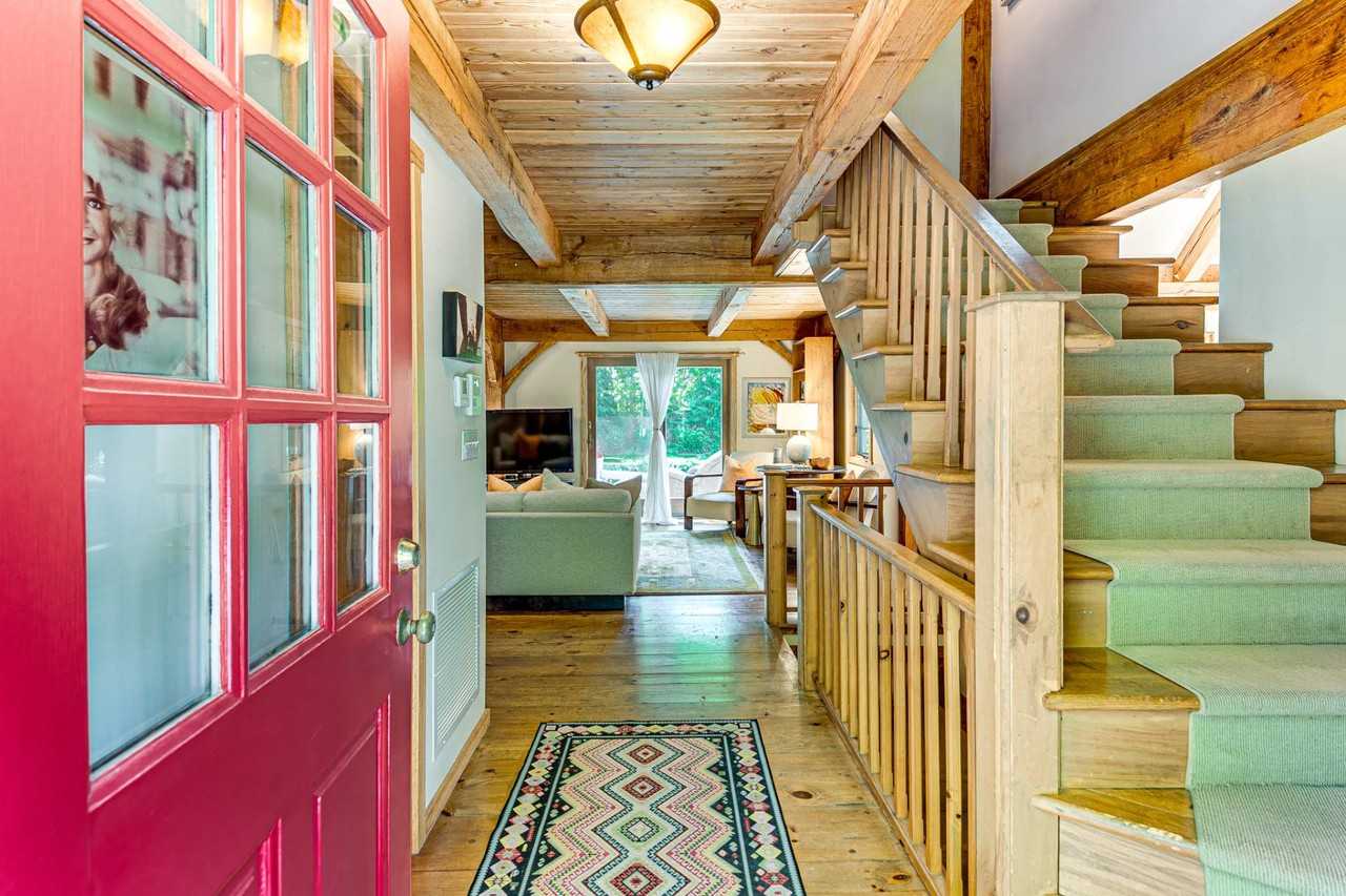 46 Archibald Way - Photo 3 of 24