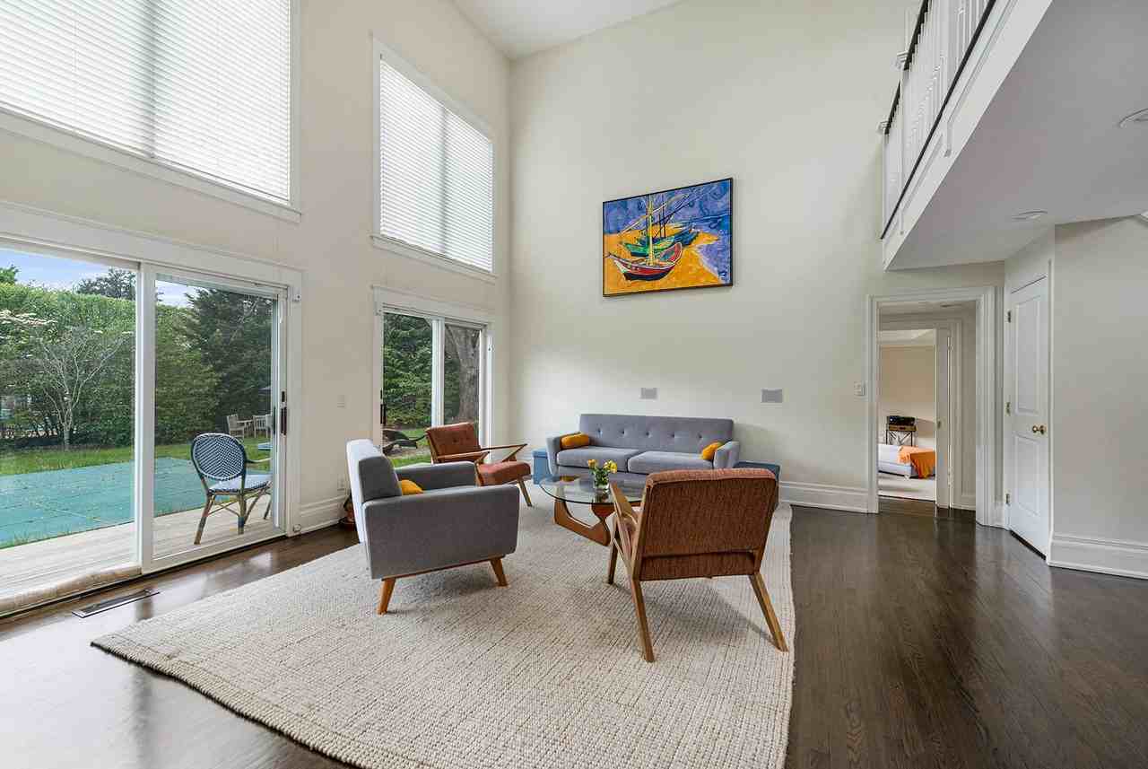 9 Fox Hollow Ln - Photo 4 of 25