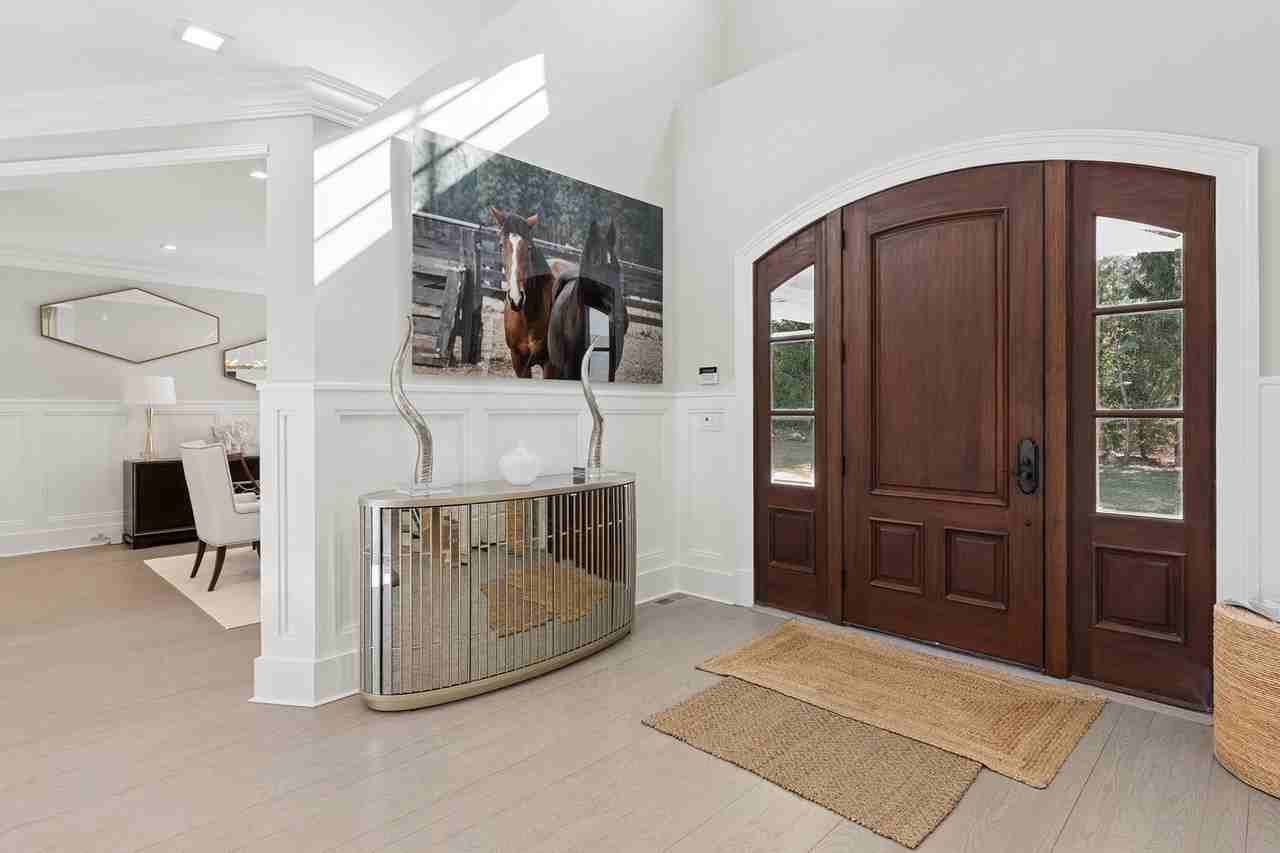 12 Shady Path - Photo 4 of 30