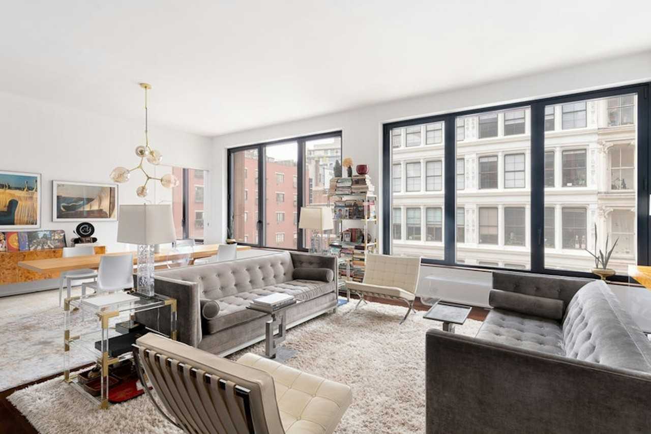 10 Bond St #4W - Photo 2 of 7