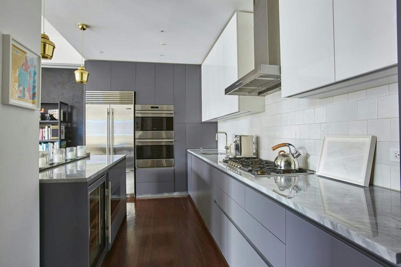 10 Bond St #4W - Photo 4 of 7