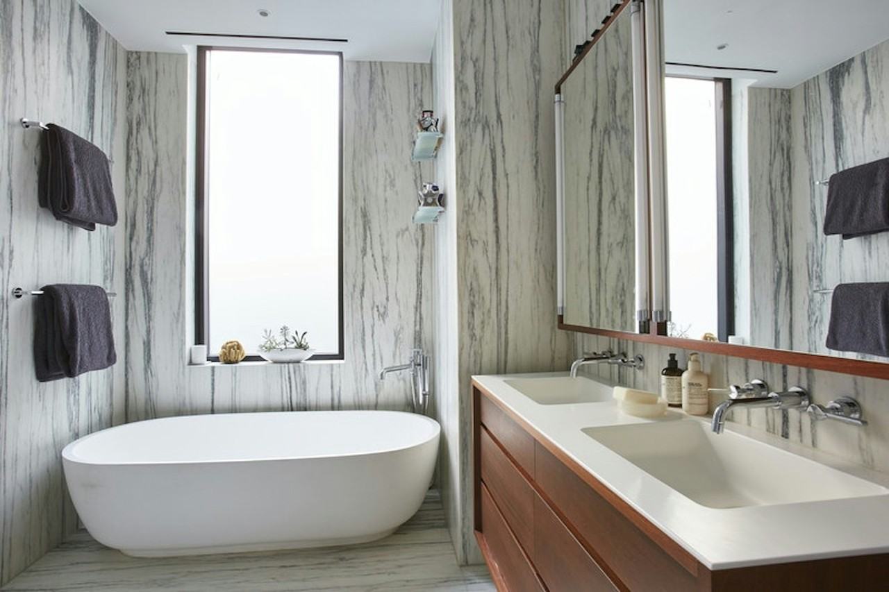 10 Bond St #4W - Photo 7 of 7