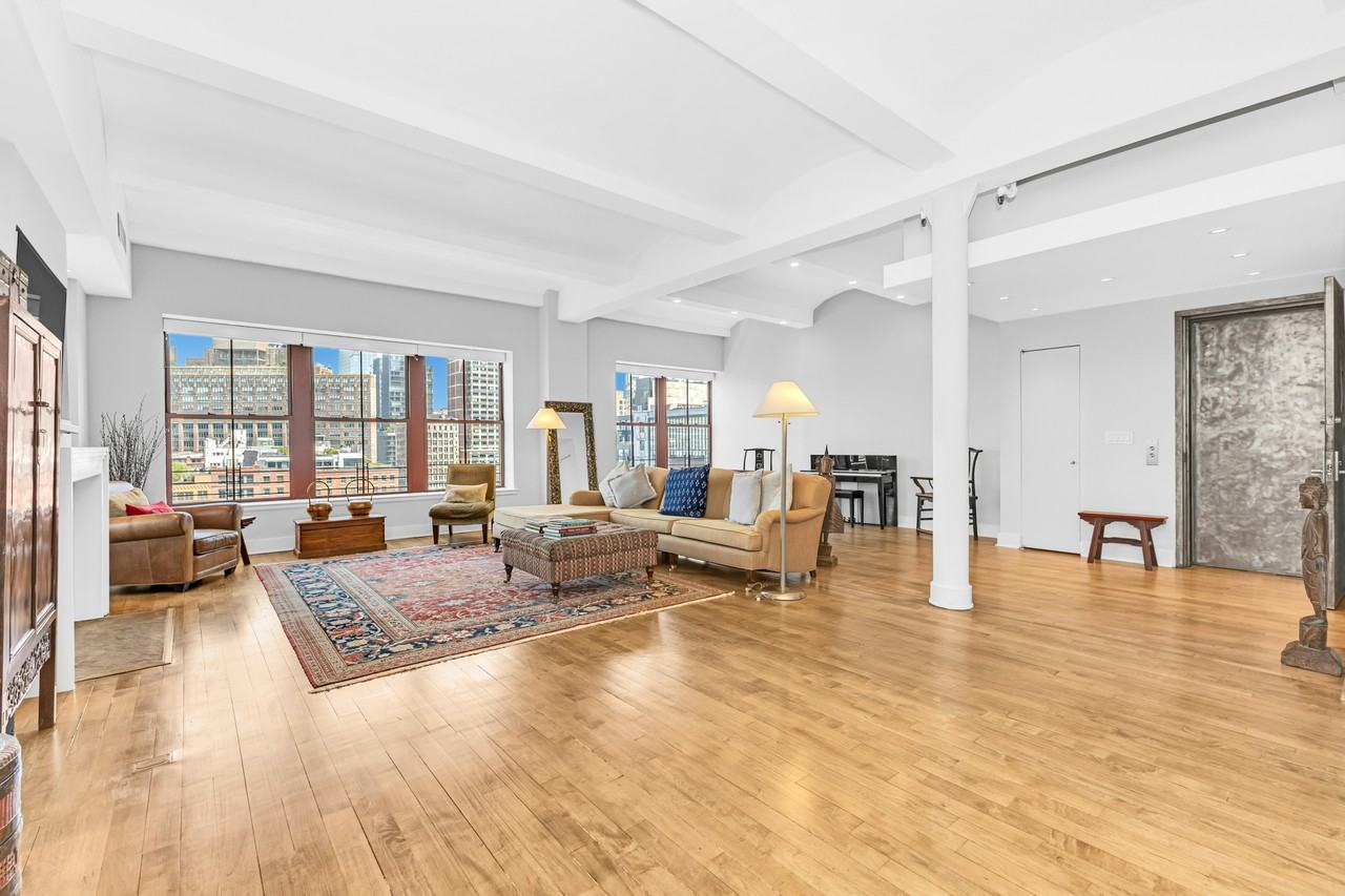 27 N Moore St #8F