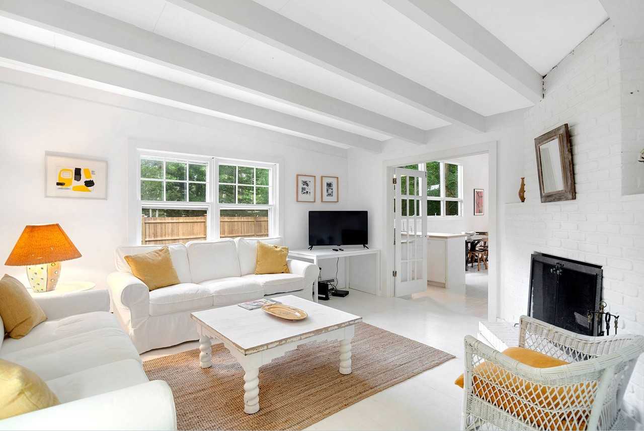 133 Neck Path - Photo 3 of 20