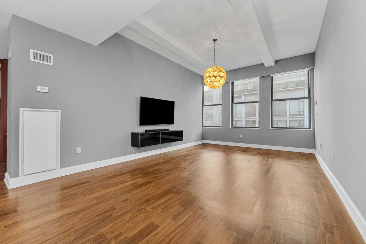 140 W 22nd St #7B - Photo 3 of 13