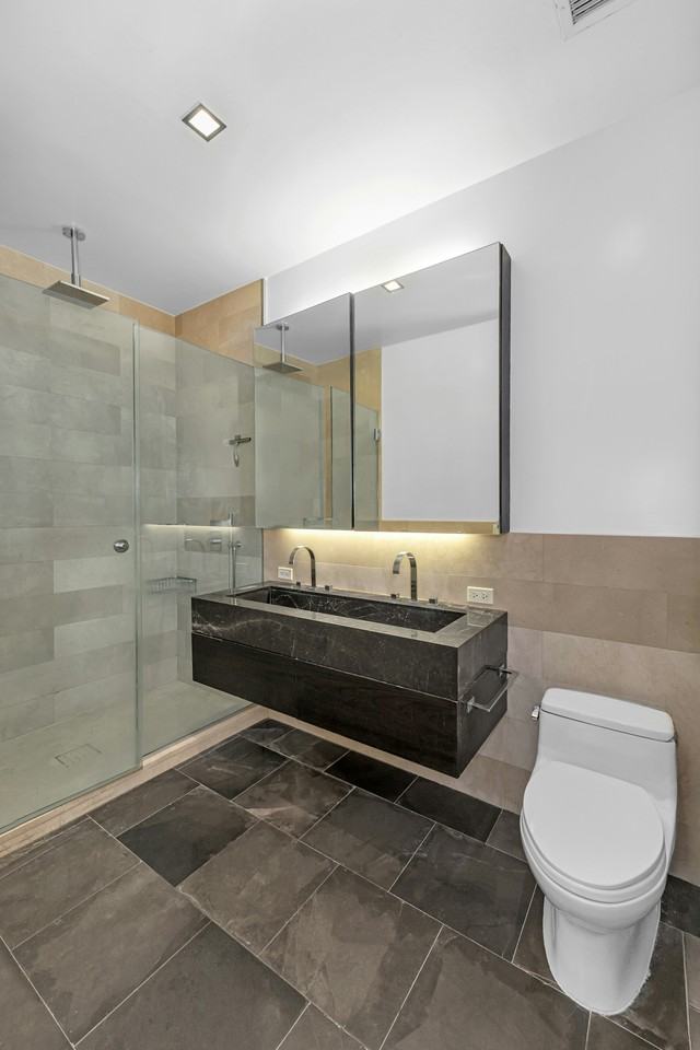 140 W 22nd St #7B - Photo 7 of 13