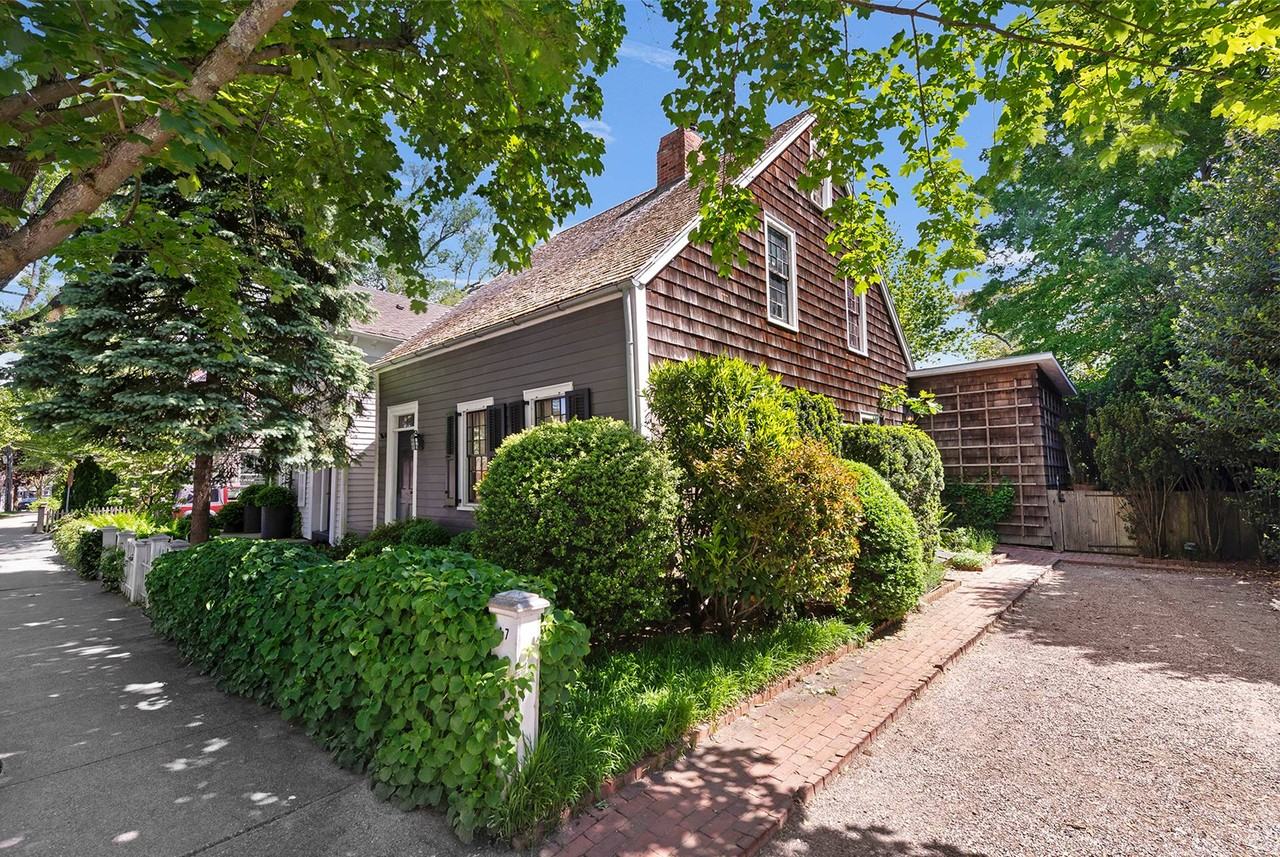 47 Madison St - Photo 2 of 24