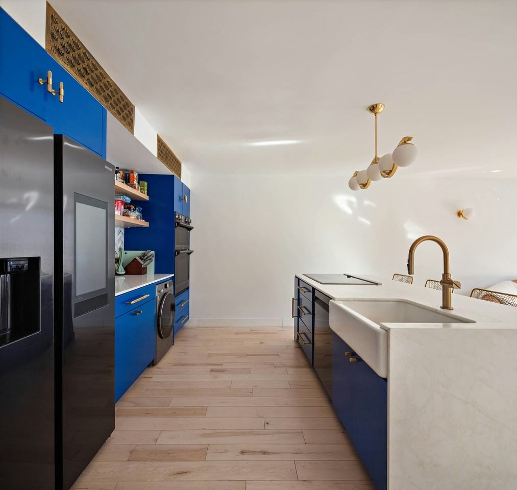 219 Berry St #1 - Photo 4 of 9