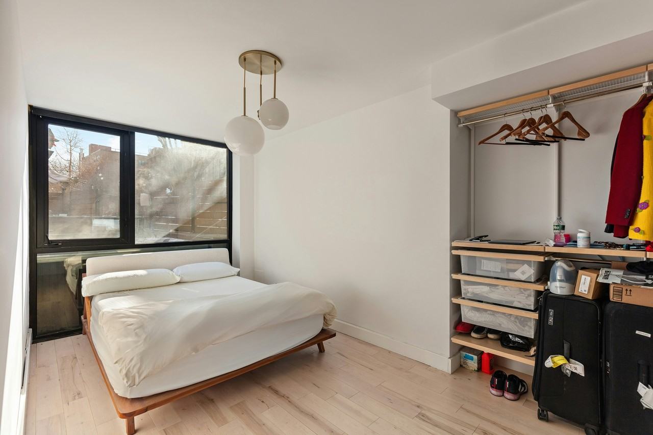 219 Berry St #1 - Photo 5 of 9