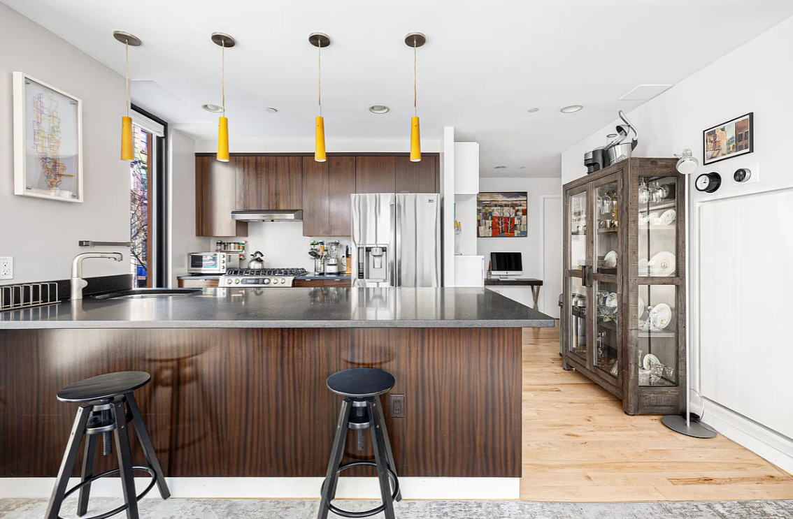215 Avenue B #2B - Photo 3 of 10