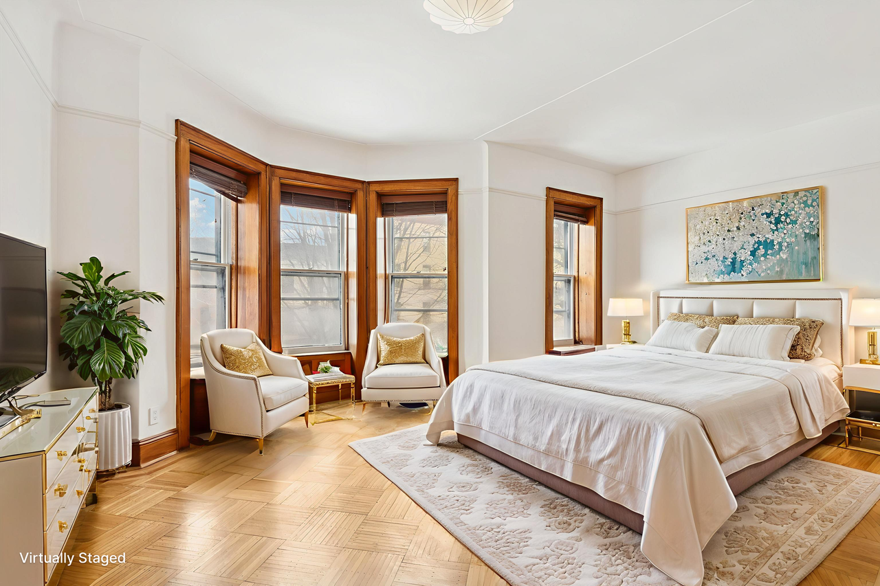 258 Lincoln Rd - Photo 4 of 19