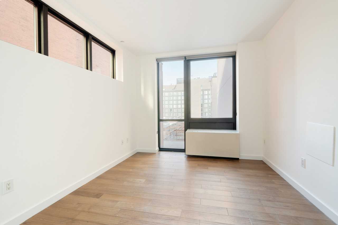 70 Berry St #6G - Photo 5 of 10