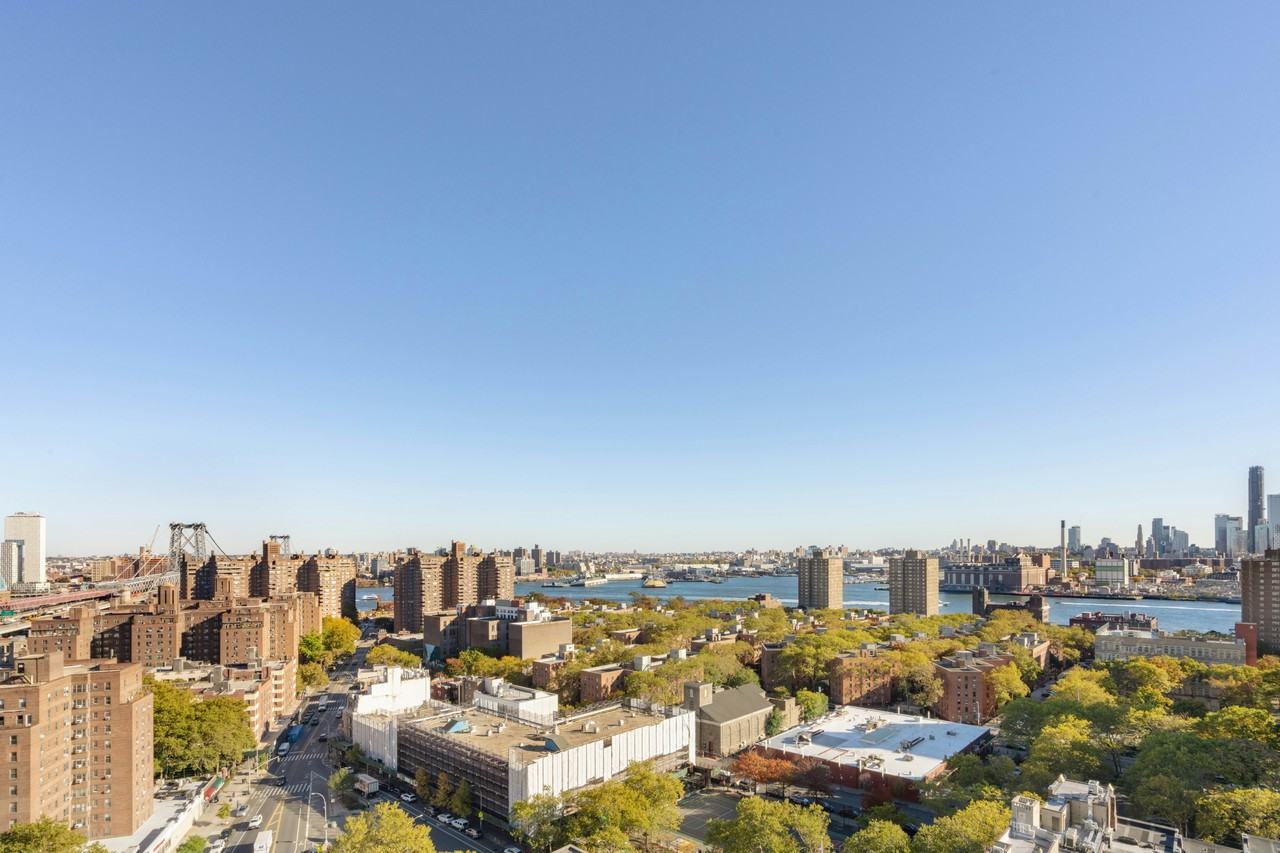 268 E Broadway - Photo 6 of 8