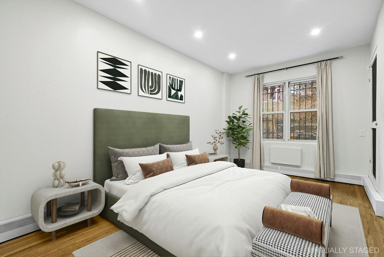 40 W 105th St #1A - Photo 4 of 11