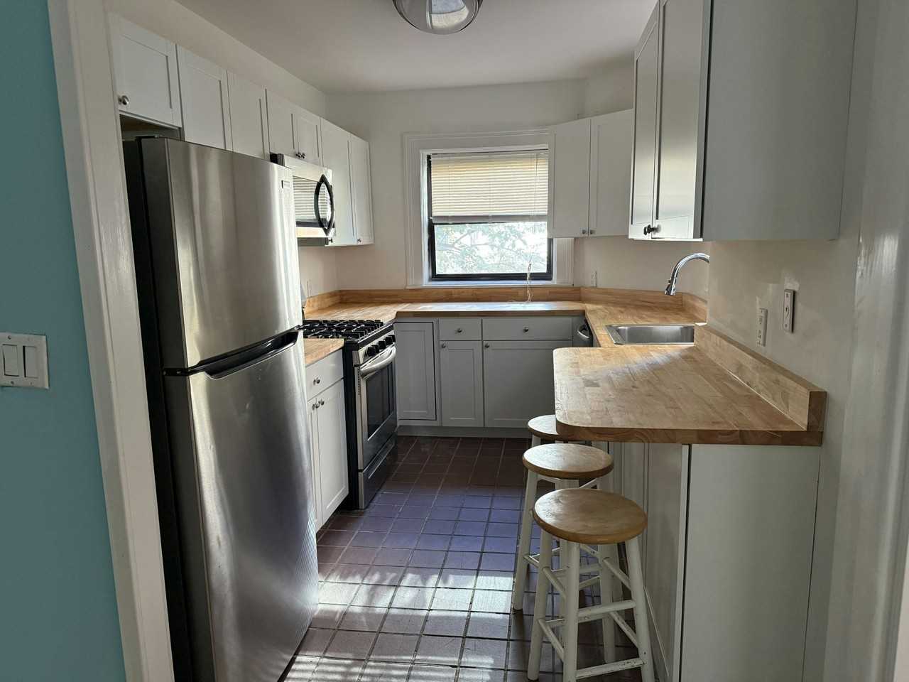 213 W 70th St #2 - Photo 6 of 14